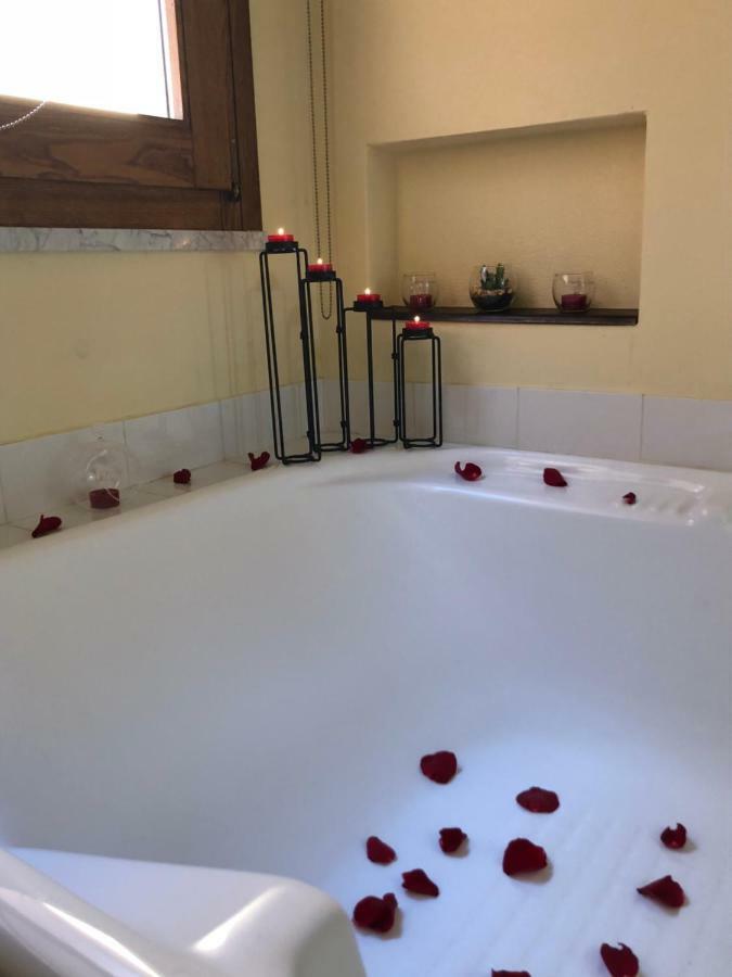 Romantic Suite Canelles Cagliari Eksteriør billede